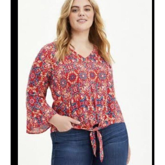 Torrid Womens Sz 3 3X Red Paisley Lenny Tie Front Bell Sleeve‎ V-Neck Boho Slub - Picture 1 of 15